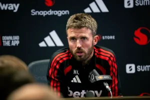 BREAKING NEWS: Michael Carrick has delivered a powerful message about the future of Manchester United, insisting that one particular player is the exact kind of fearless character the club needs to bring the Premier League title back to Old Trafford.